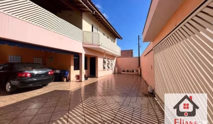 Sobrado com 4 dormitórios à venda por R$ 670.000,00 - Parque da Amizade (Nova Veneza) - Sumaré/SP