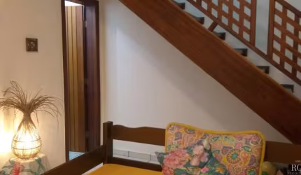 EXCELENTE CASA O PEREQUÊ-AÇÚ