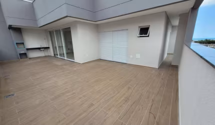 COBERTURA NO CENTRO DE UBATUBA COM TOTAL DE 140M².