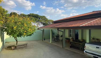 Casa para alugar em Campinas, Parque Taquaral, com 3 quartos, com 398 m²