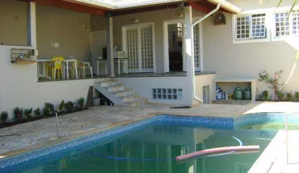 Casa à venda em Campinas, Parque das Universidades, com 4 quartos, com 400 m²