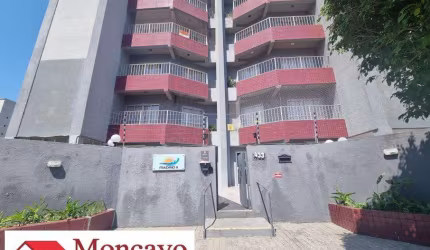 Apartamento perto do mar, amplo com elevador -Cond. Madri II