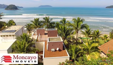 Sobrado triplex frente mar - Pé na areia - Condomínio Sapê