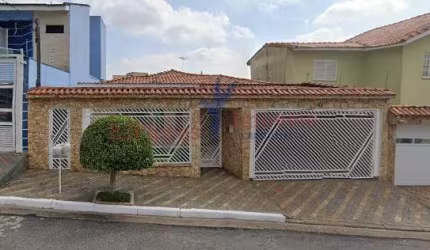 Casa mobiliada de 280m² no bairro Parque dos Pássaros em São Bernardo do Campo/SP