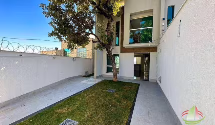 Casa com 3 dormitórios à venda, 200 m² por R$ 870.000,00 - Ouro Preto - Belo Horizonte/MG