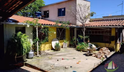 Casa com 2 dormitórios à venda, 360 m² por R$ 700.000,00 - Copacabana - Belo Horizonte/MG