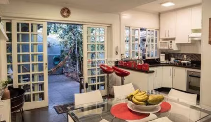 Casa com 4 quartos à venda na Rua Maria da Conceição Maciel de Barros, --, Vila Vera, São Paulo, 238 m2 por R$ 990.000