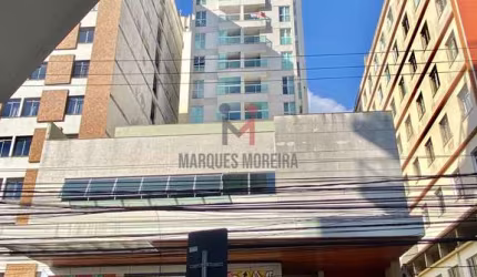 Excelente oportunidade apartamento dois quartos no Centro na rua Santo Antonio!