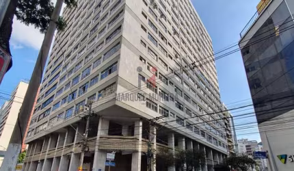 Glamoroso Apartamento 4 Quartos e 2 Suítes No Coração da Cidade