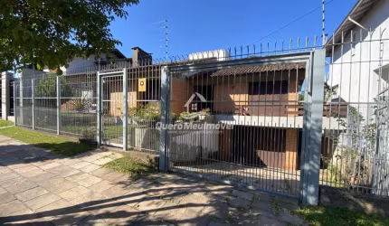 Casa com 4 quartos à venda na Rua dos Cinamomos, 340, Cinqüentenário, Caxias do Sul por R$ 1.059.000