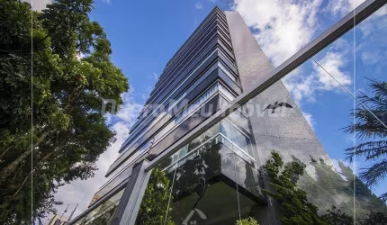 Apartamento com 3 quartos à venda na Avenida Independência, 1370, Panazzolo, Caxias do Sul por R$ 1.800.000