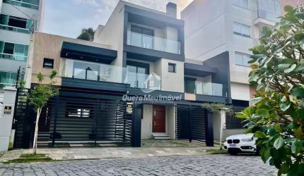 Casa com 3 quartos à venda na Padre Pedro f Picoli, 235, Vinhedos, Caxias do Sul por R$ 960.000