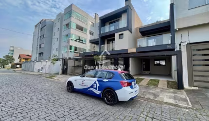 Casa com 3 quartos à venda na Padre Pedro f Picoli, 235, Vinhedos, Caxias do Sul por R$ 772.000