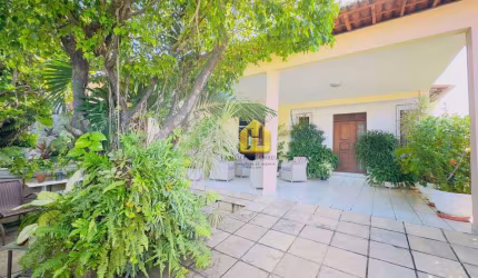 CASA TÉRREA EM LAGOA NOVA