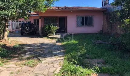 Casa para Venda - 120m², 3 dormitórios, sendo 1 suites, Centro