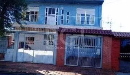Sobrado para Venda - 440m², 8 dormitórios, sendo 3 suites, 4 vagas - Harmonia