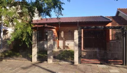 Casa 179m², 3 dormitórios, 3 vagas no bairro Parque Santa Fé