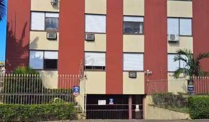Apartamento cobertura, 2 dormitórios, vaga de garagem, Bairro Ponta Porã