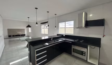 Casa em condomínio fechado com 3 quartos à venda no Aruã, Mogi das Cruzes  por R$ 1.680.000