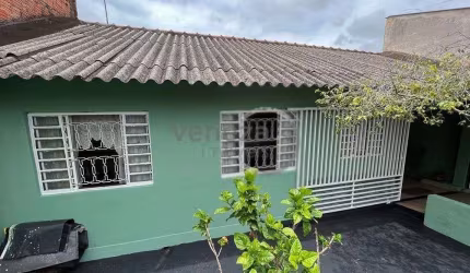 Casa Residencial com 4 quartos  à venda, 200.00 m2 por R$250000.00  - Giovani Lunardelli - Londrina/PR