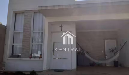 Casa com piscina em condomínio Aceita  Permuta Sorocaba