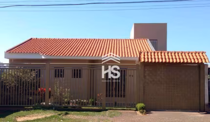 Casa com 3 dormitórios à venda, 227 m² por R$ 800.000,00 - Santa Cruz - Cascavel/PR