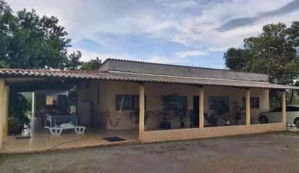 Chácara para Venda em RA II Gama, Sul, 4 dormitórios, 1 suíte, 2 banheiros