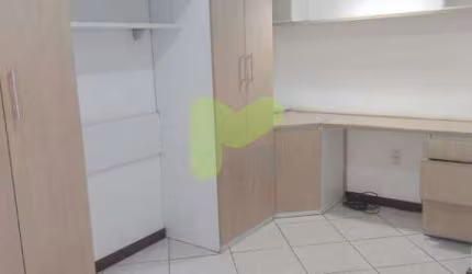 Casa à venda, 3 quartos, 1 suíte, 1 vaga, Centro - Macaé/RJ