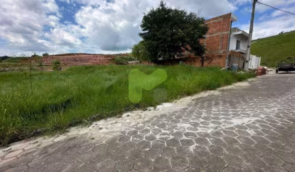 Terreno totalmente plano no Alto das Palmeiras (Parte Baixa)