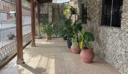 Casa á venda, Excelente Localização, B. Vila Celeste, Ipatinga M.G