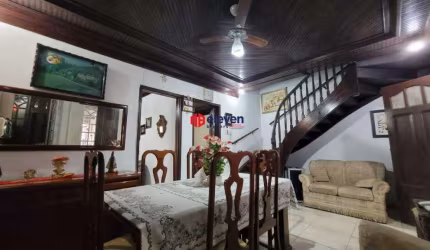 Casa Antiga em um terreno de 500 m² - Investimento para Múltiplas Residências. Macuco, Santos