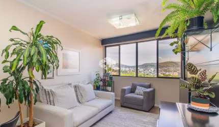 Apartamento com 2 quartos à venda na Rua Guararapes, 70, Petrópolis, Porto Alegre por R$ 689.000