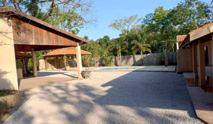 Chácara / sítio com 3 quartos à venda na Rua José Rielli, --, Dois Córregos, Valinhos, 360 m2 por R$ 1.200.000