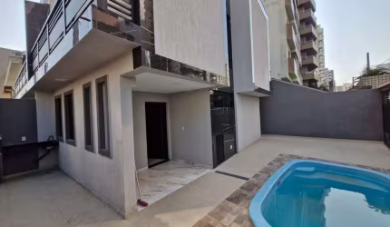 Sobrado com 3 dormitórios à venda, 86 m² por R$ 849.000,00 - Tupi - Praia Grande/SP