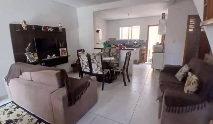 Sobrado à venda, 82 m² por R$ 560.000,00 - Maracanã - Praia Grande/SP