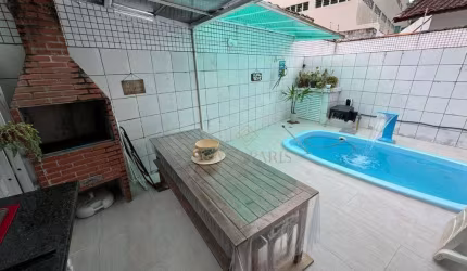 Sobrado com 3 dormitórios à venda, 157 m² por R$ 890.000,00 - Canto do Forte - Praia Grande/SP