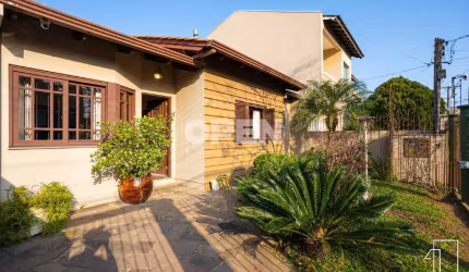 Casa Térrea com 3 Dormitórios, Suíte, Piscina à Venda no Bairro Bela Vista, Canoas