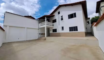 Casa para aluguel, 3 quartos, 1 suíte, 4 vagas, Serrano - Belo Horizonte/MG