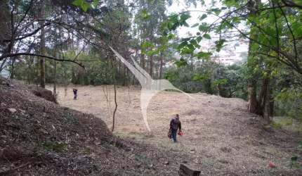 Terreno à venda na Rua Sumaré, Chácara Granja Velha, Carapicuíba por R$ 2.500.000