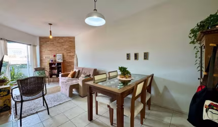 Apartamento Amplo e Arejado em Condomínio Fechado