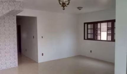 Casa residencial ou comercial no Saco dos Limões!