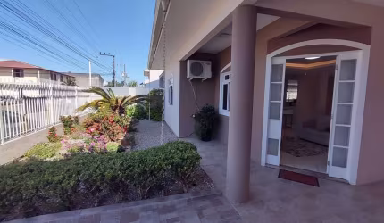 Casa à venda 132m² na Ponte do Imaruím- Palhoça
