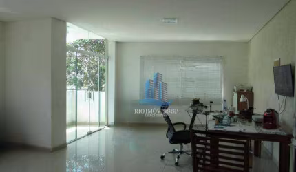 Sobrado com 2 dormitórios para alugar, 256 m² por R$ 7.719,31/mês - Santa Maria - São Caetano do Sul/SP