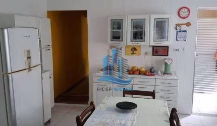 Casa com 3 dormitórios à venda, 144 m² por R$ 1.010.000,00 - Santa Paula - São Caetano do Sul/SP