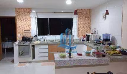 Sobrado com 3 dormitórios à venda, 200 m² por R$ 1.490.000,00 - Mauá - São Caetano do Sul/SP