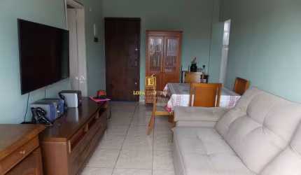 Apartamento tipo quarto e sala com dependência no centro do Rio d Janeiro