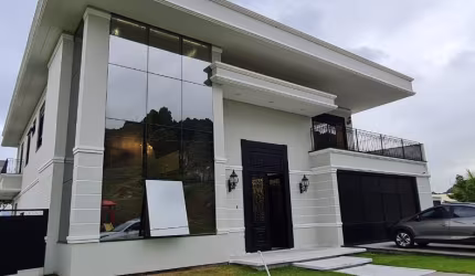 Linda casa de alto padrão na Pedra Branca Palhoça