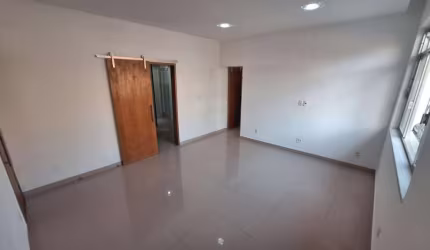 Apartamento em Ramos, Nossa Senhora das Graças. 2 quartos com porcelanato.