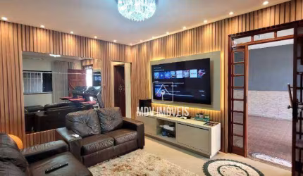 Casa moderna 3 quartos com armários planejados e 4 vagas de garagem cobertas!