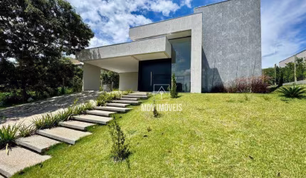 Maravilhosa casa 4 quartos com área total de 1000m² e área construída de 220m